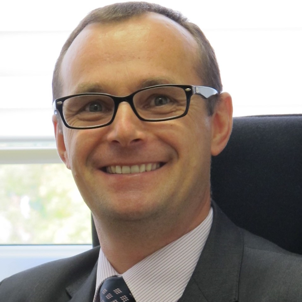 prof. dr hab. Mariusz Stolarski