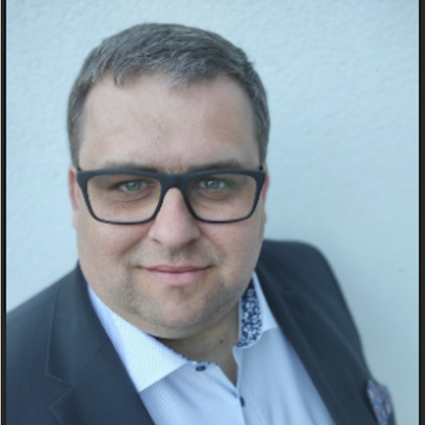 dr hab. inż. Łukasz Klapiszewski